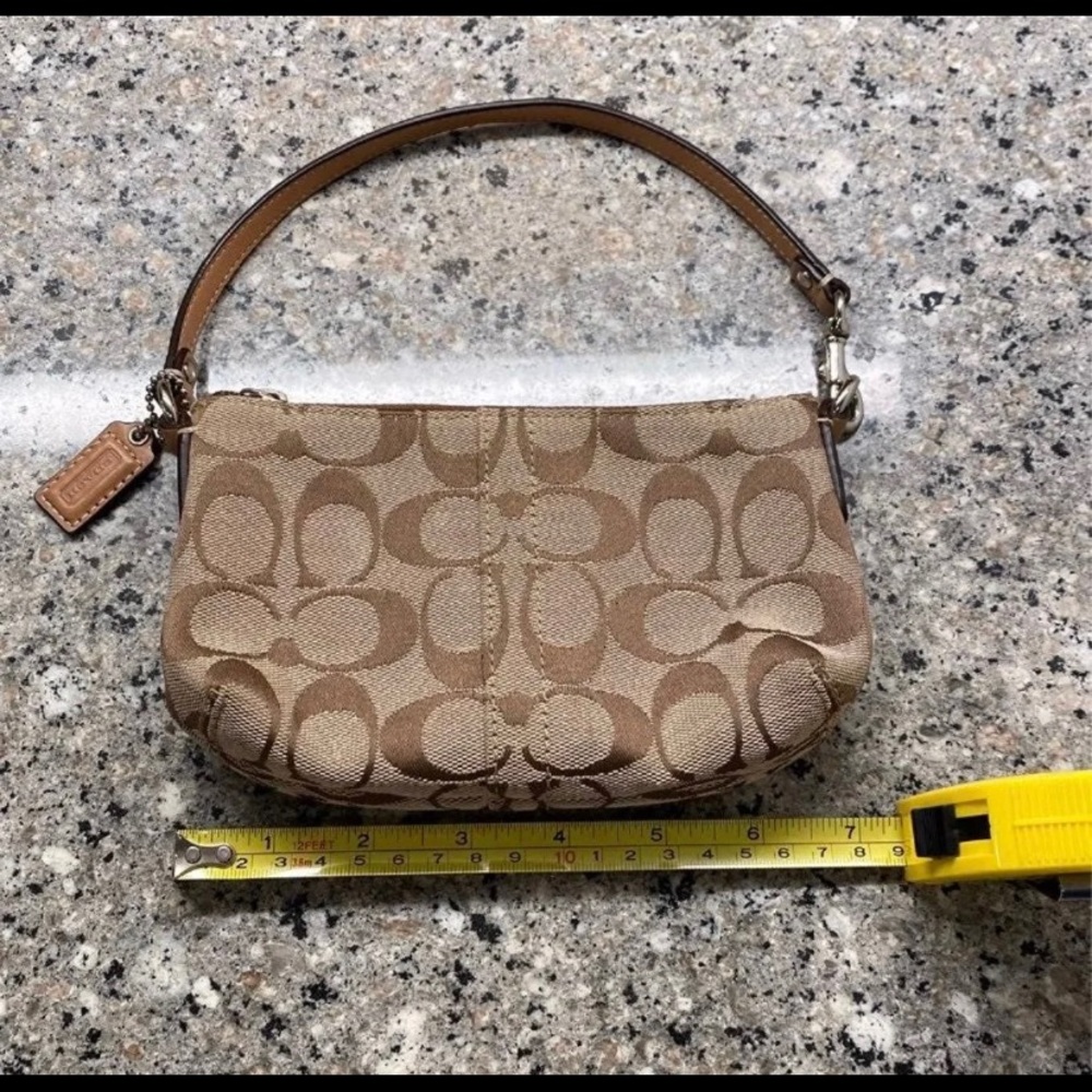 Coach pouchette wristlet